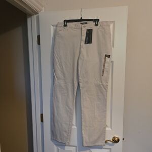 Lee Women's Straight Leg Pants in Light Tan